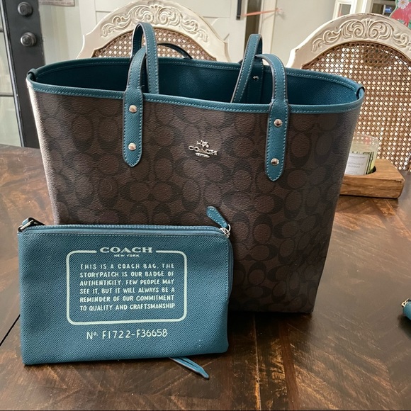 Coach Reversible City Tote - Picture 13 of 13